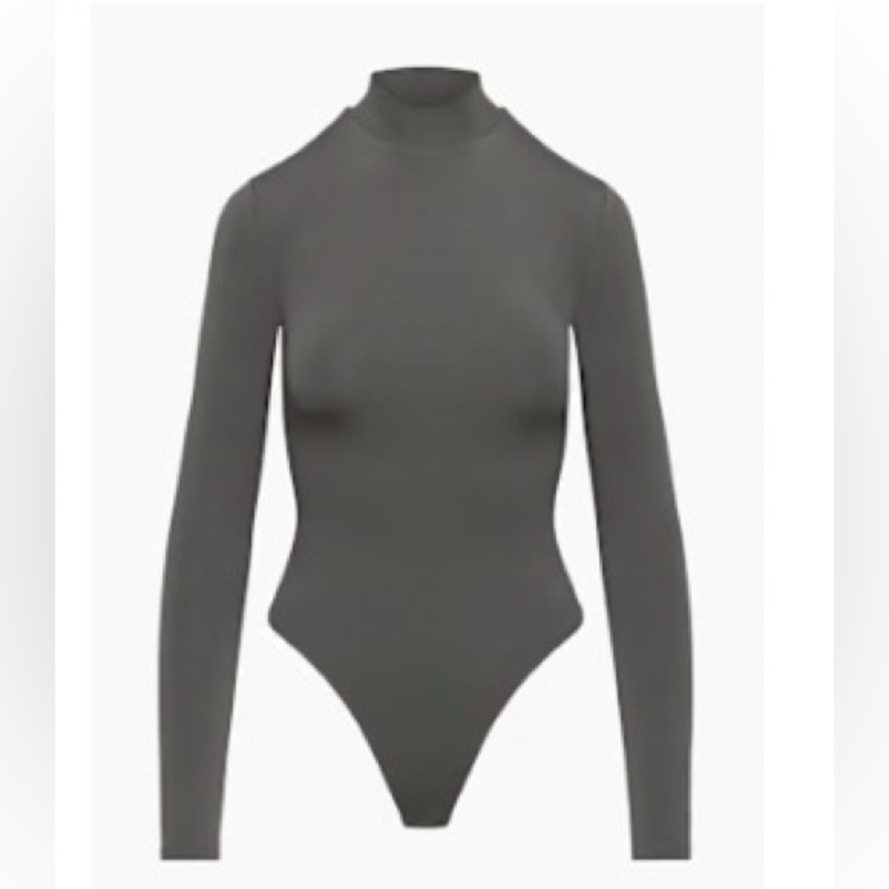 Babaton Contour Mock Neck Bodysuit Grey Size S Sculpting Minimalist